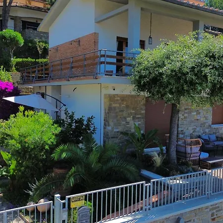 Simonetta Poggio Le Trincee Ferienhaus *