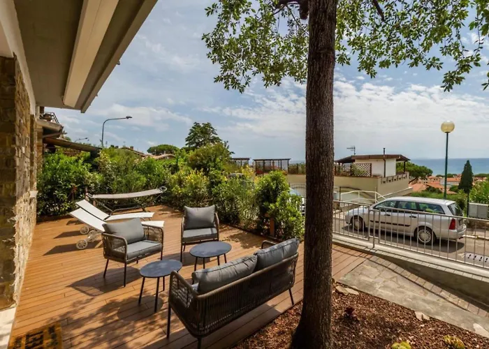 Holiday home Simonetta Poggio Le Trincee